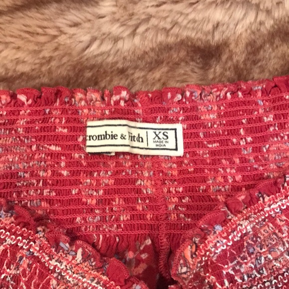 Abercrombie & Fitch Red Off-the-Shoulder Top - Picture 3 of 6